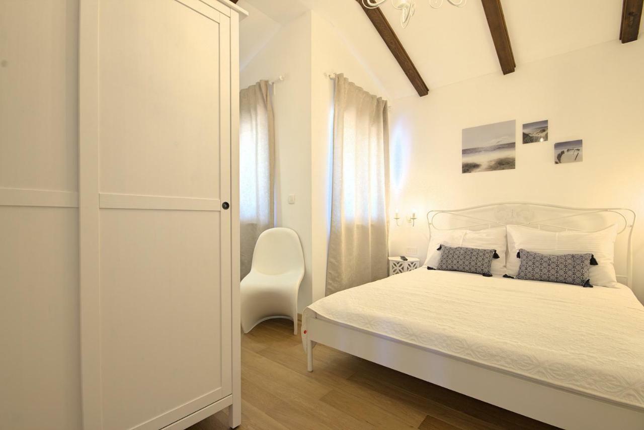 Villa Vespera Rosini Εξωτερικό φωτογραφία